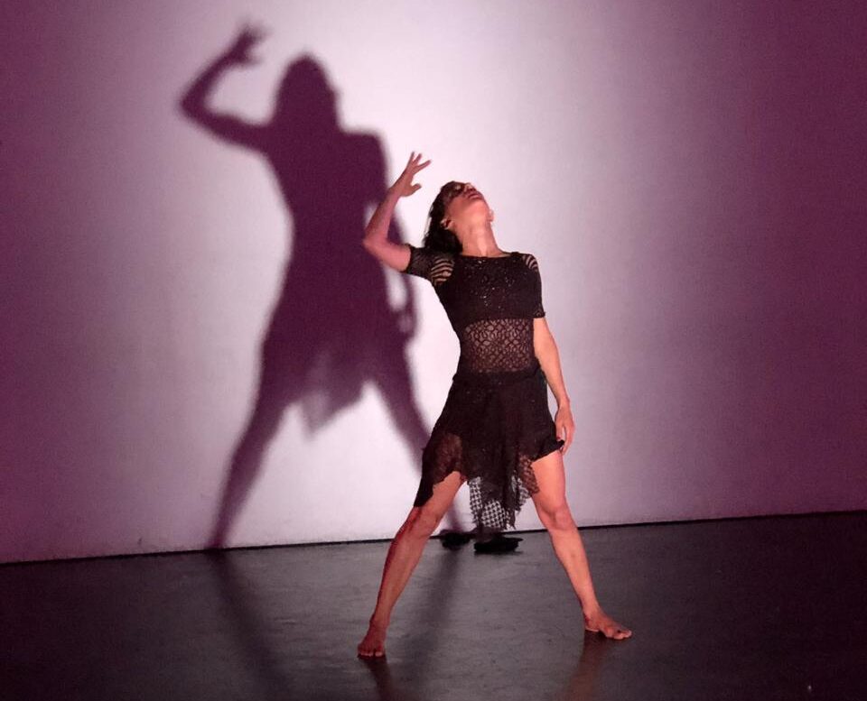 DANZA CONTEMPORANEA DANZA CONTEMPORANEA