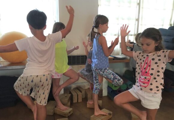 YOGA NIÑOS